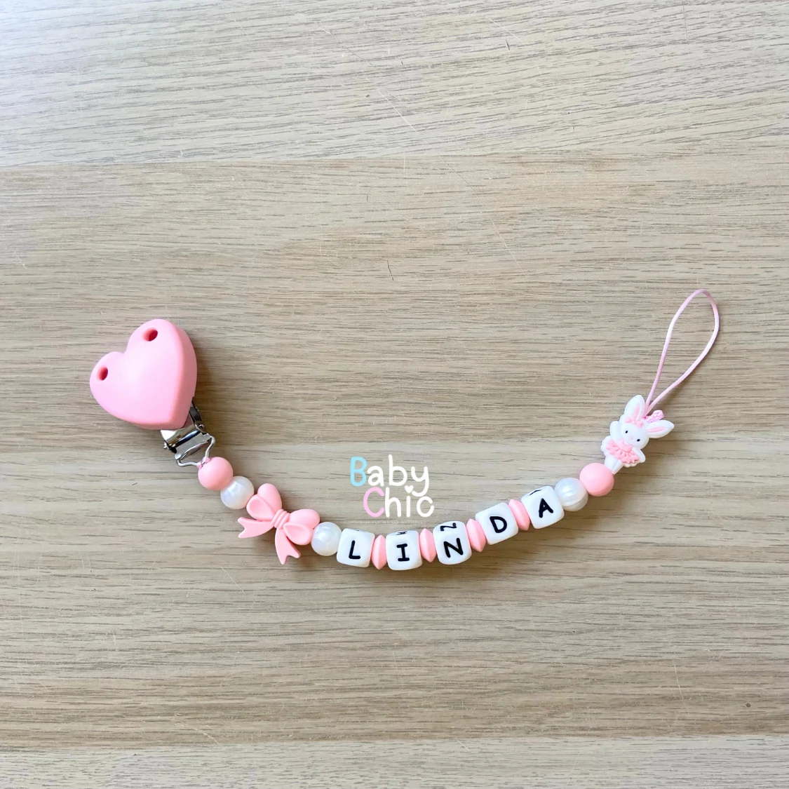 Attache tétine personnalisée #154 Lapin rose
